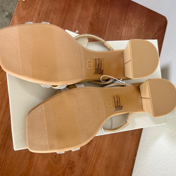 NWT, A New Day Women's Beige and Silver Strappy Heels - Picture 3 of 3